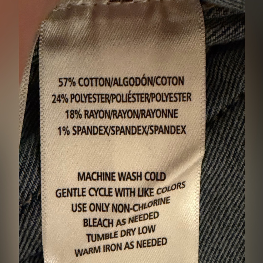 Calvin Klein Jeans Denim Jacket in Blue - NWOT - Picture 15 of 15